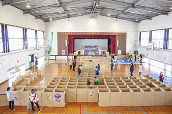 段ボールこども遊園地１