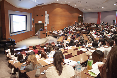 情報コミュニケーション学科卒業研究発表2019 情報コミュニケーション学科卒業研究発表2019